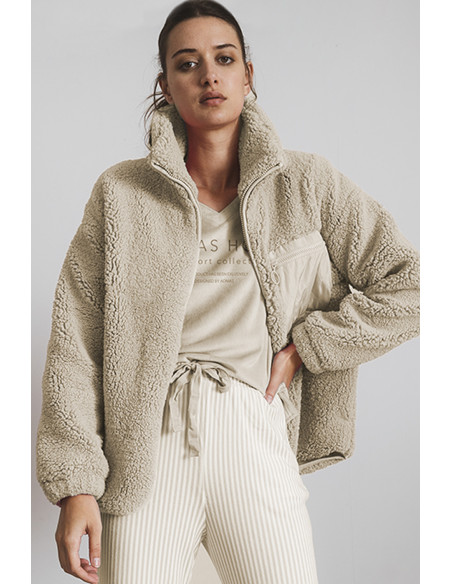 Bata Mujer Corta Borreguito 57541