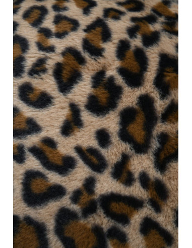 Plaid de medida 130x160 imitación leopardo muy suave.